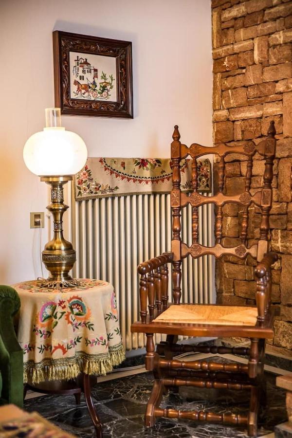 Traditional Antique Deco House 칼람파카 외부 사진