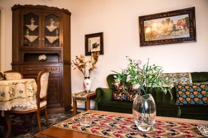 Traditional Antique Deco House 칼람파카 외부 사진